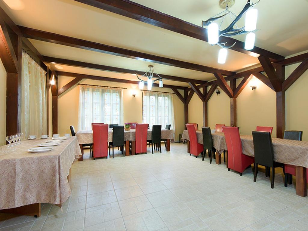 Pensiunea Bobu Hotel Izvoru Muntelui Ngoại thất bức ảnh